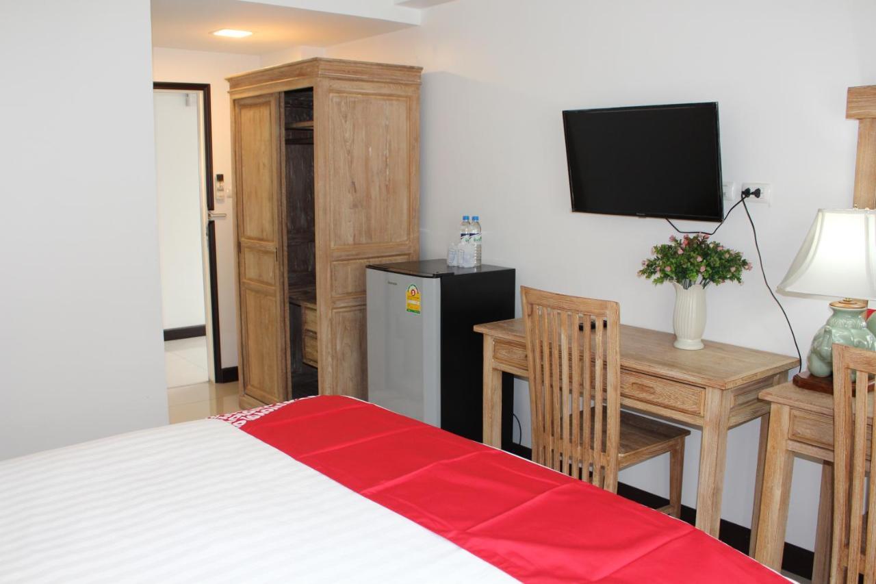 Oyo 75409 Premium The Family Hotel Chiang Mai Zewnętrze zdjęcie